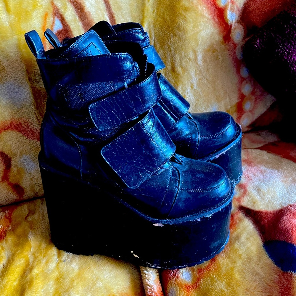 Rave Boots
